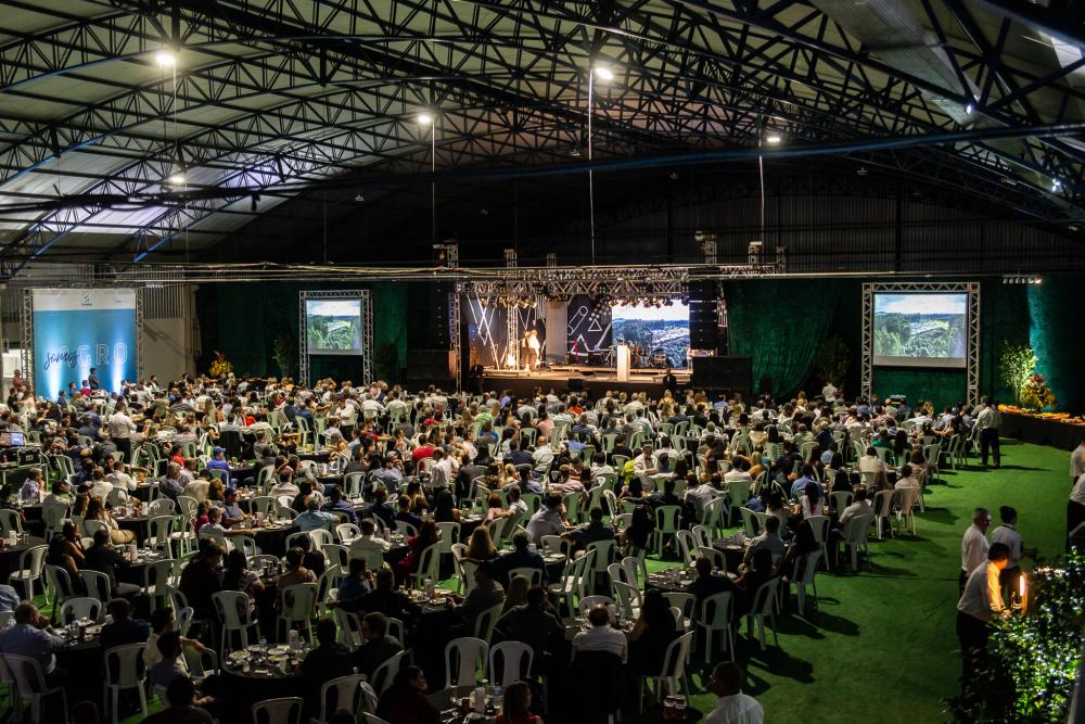 Recentemente, a Schoeler trouxe a expressão Agro para a sua marca, mostrando sua nova fase atuante no setor.