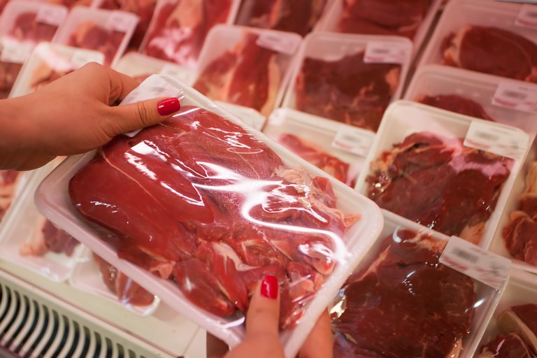 O Brasil poderá começar a enviar produtos de carne bovina in natura derivados de animais abatidos.