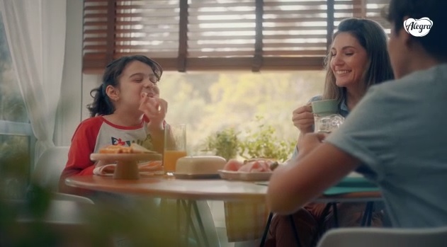 As peças de comunicação convidam os clientes a conhecerem o bem que a Alegra faz, tanto para quem consome quanto para quem produz Créditos: Reprodução