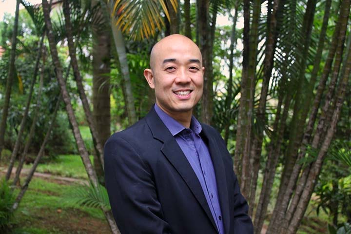 Marcus Nakagawa é professor, coordenador do CEDS/ESPM; autor premiado com o Jabuti 2019, palestrante e idealizador da Abraps e do Dias Mais Sustentáveis.
