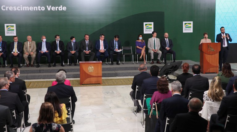No evento, a ministra destacou as ações realizadas pelo Mapa para que o agronegócio seja protagonista do desenvolvimento de uma economia verde no Brasil. 