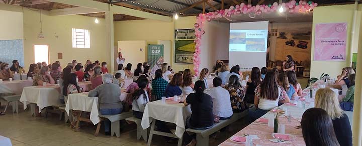 “A importância da mulher no agro” apresentou a experiência e a força da mulher na produção e na gestão das propriedades.