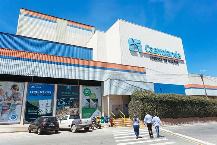 Atualmente, a produção para suínos representa 60% do total, entre clientes internos e externos.