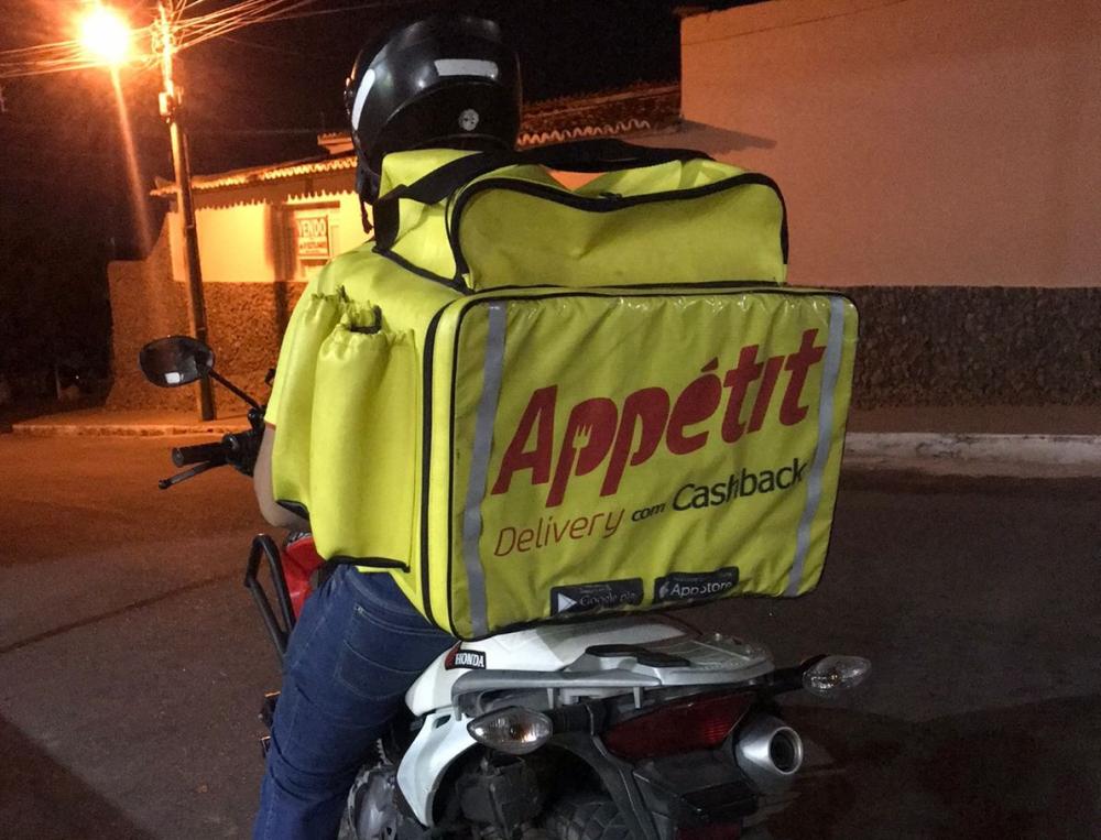  O atendimento pelo aplicativo, durante os cinco dias de Show Rural Coopavel, será das 8 às 17 horas.