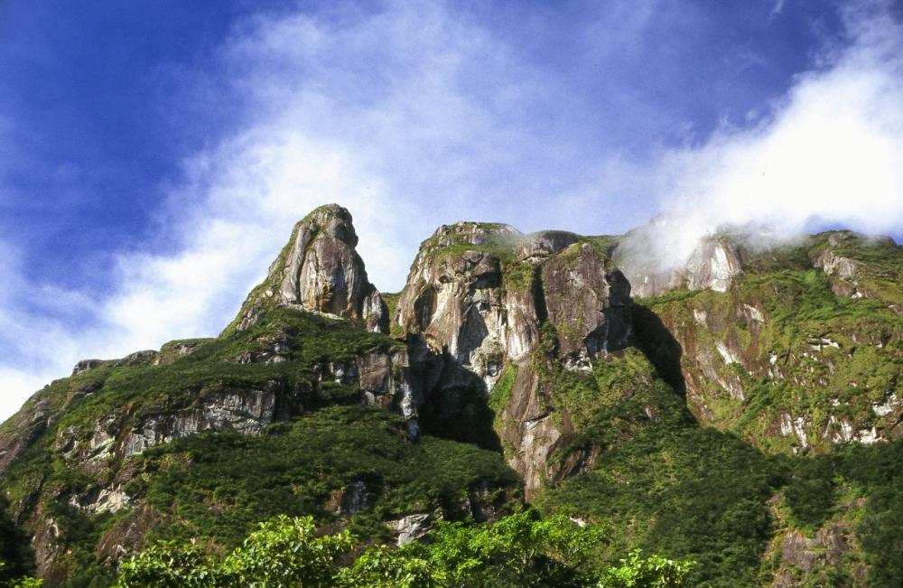PARQUE ESTADUAL DO MARUMBI Foto: Denis Ferreira Netto