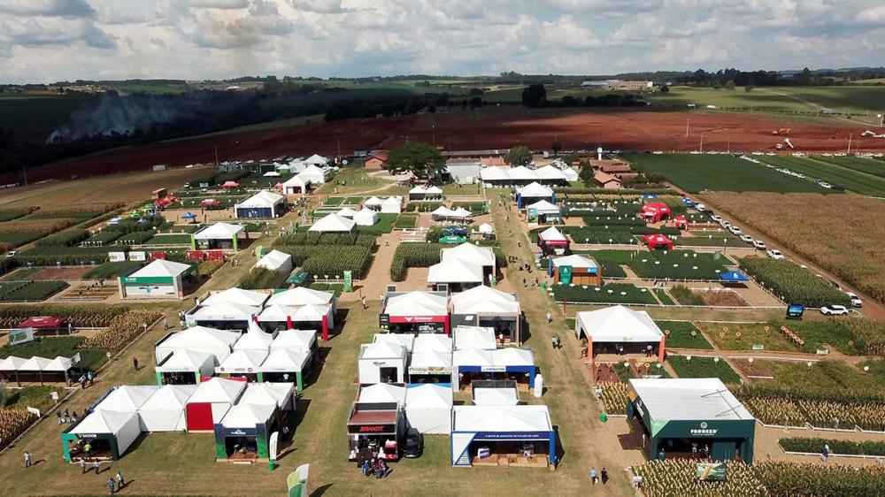 Há 25 anos o Show Tecnológico de Verão difunde conhecimento que transforma gerações preocupadas com a sustentabilidade da produção agropecuária. Foto Toninho Anhaia