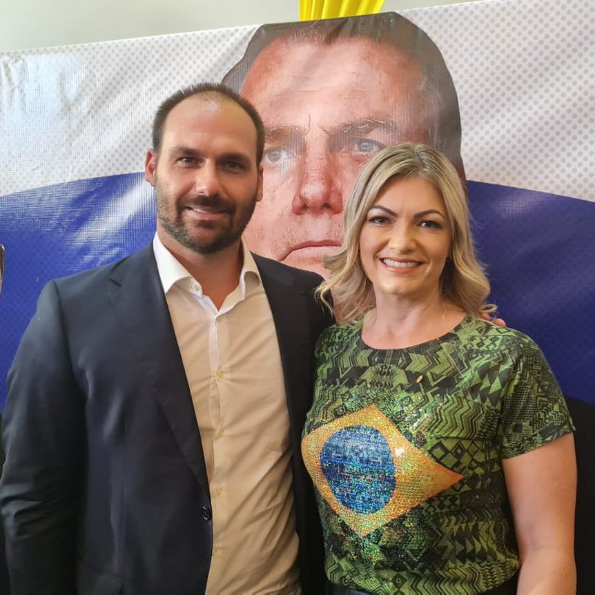 Evento Brasil Profundo realizado nesse sábado 11, em Londrina. Eduardo Bolsonaro e Aline Sleutjes