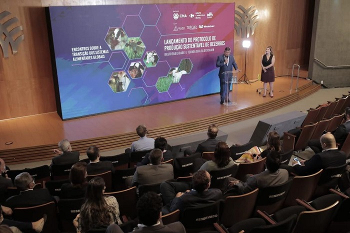 Na cerimônia de lançamento da ferrramenta, o diretor-geral do Serviço Nacional de Aprendizagem Rural (Senar), Daniel Carrara, deu as boas-vindas aos participantes e afirmou que a sustentabilidade é a palavra de ordem do Sistema CNA/Senar e do produtor rur