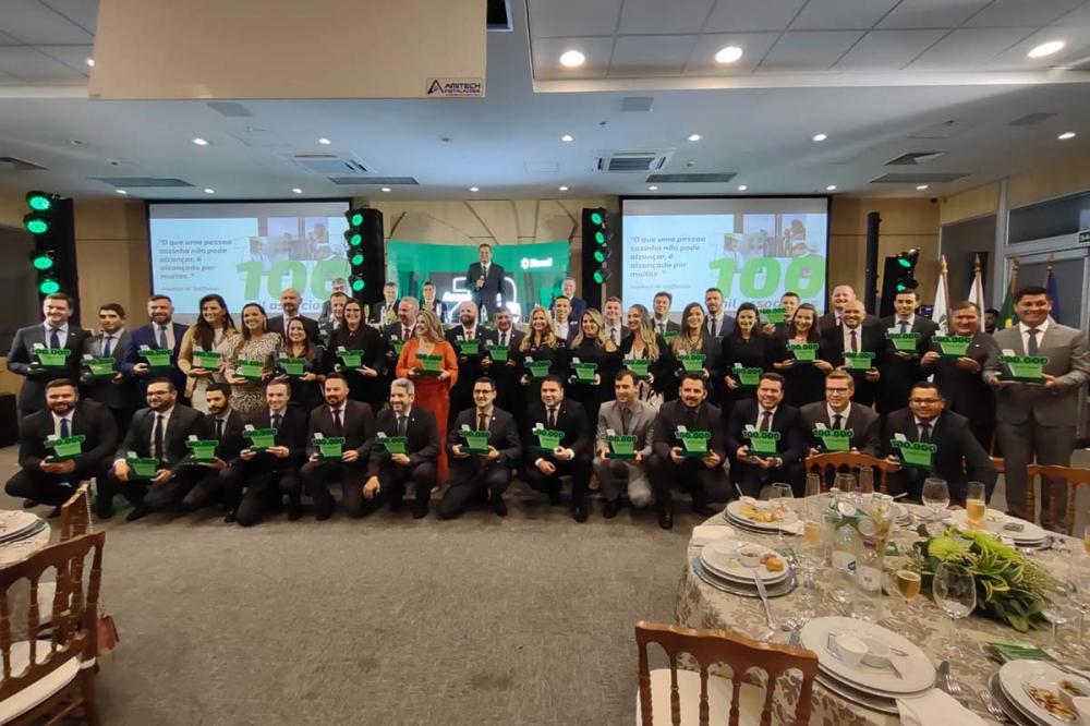 No evento foi anunciado a volta da campanha ‘Poupança Premiada Sicredi’, através da qual serão distribuídos R$2,5 milhões em prêmios.