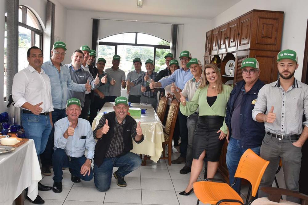 A troca de ideias é fundamental para que o produtor rural tenha subsídios importantes para a tomada de decisão. Foto Toninho Anhaia