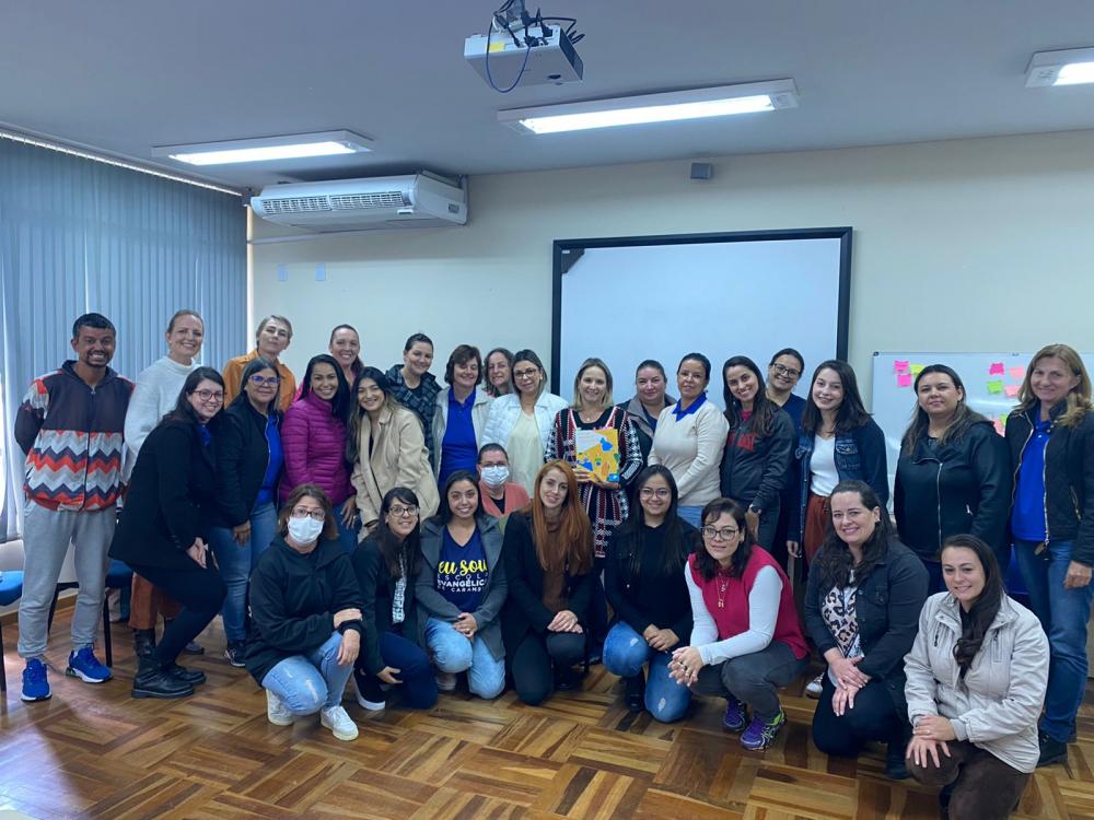 Formação dos professores para o Cooperjovem Frísia.