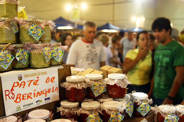 O programa é destinado especialmente à agroindústria familiar e às de pequeno porte. Para que os estabelecimentos recebam o selo Susaf-PR precisam estar registrados nos Serviços de Inspeção Municipais (SIM).