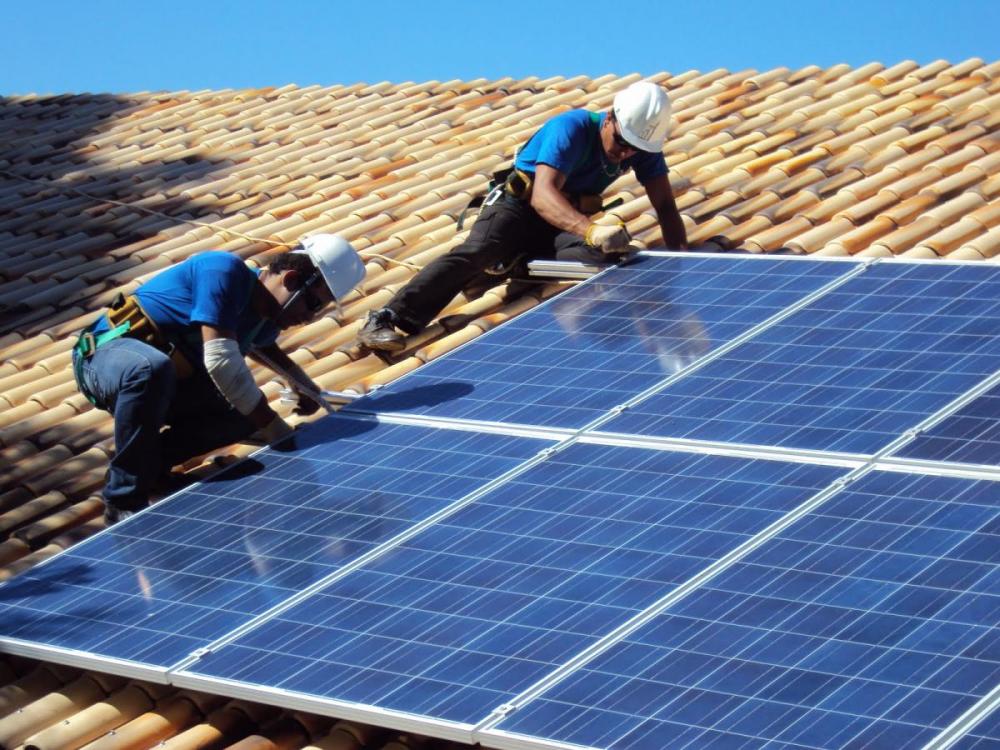 De acordo com dados da ANEEL - Agência Nacional de Energia Elétrica, os estados como Rio Grande do Sul, Santa Catarina e Paraná estão focados nesse tipo de produção e permanecem hoje entre as seis melhores posições no ranking estadual de GD do país, geran