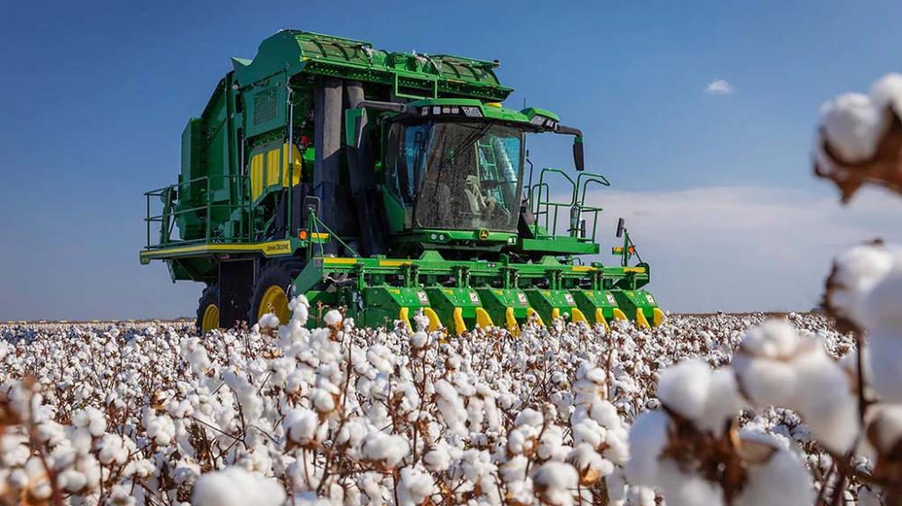Um dos principais destaques do espaço fica por conta do novo modelo de colhedora de algodão da empresa, a CP770, que será apresentada oficialmente ao mercado brasileiro.