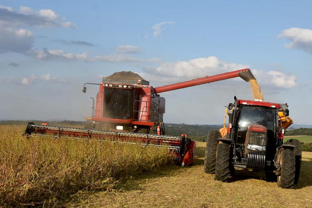 O Ministério da Agricultura estima que cerca de R$ 15 bilhões em novas operações de crédito rural, com recursos equalizados, devam ser contratadas até o dia 30 de junho. Foto Toninho Anhaia