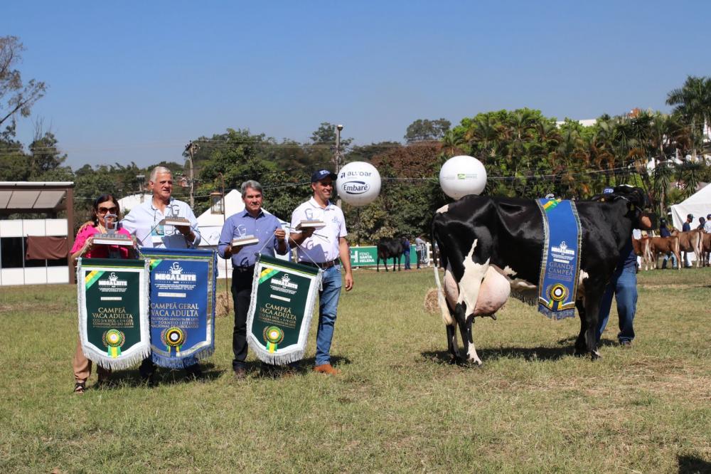 Grande Campeã Produção de Leite do Torneio Leiteiro da Megaleite