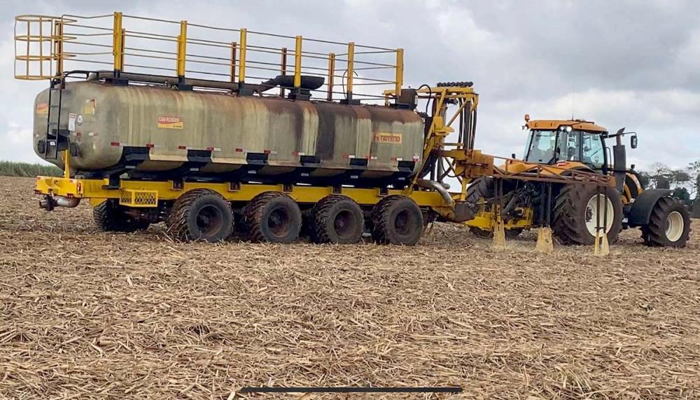 O uso da vinhaça é parte estratégica do planejamento agrícola devido à sustentabilidade do produto, ganho em produtividade e menor custo.