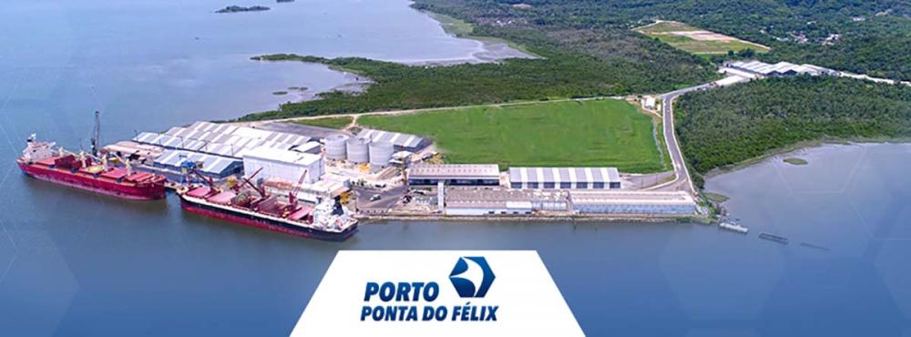 Os portos paranaenses são as principais entradas de fertilizantes no país. Conforme o Ministério da Economia (ComexStat), com base nos dados do 1º trimestre do ano, cerca de 31,5% dos produtos importados pelo Brasil chegam por Paranaguá e Antonina. Foto D