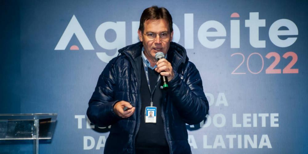 O Coordenador de Ovinocultura, Tarcísio Bartmeyer apresentou detalhes do projeto ‘De Olho na Produtividade’ .