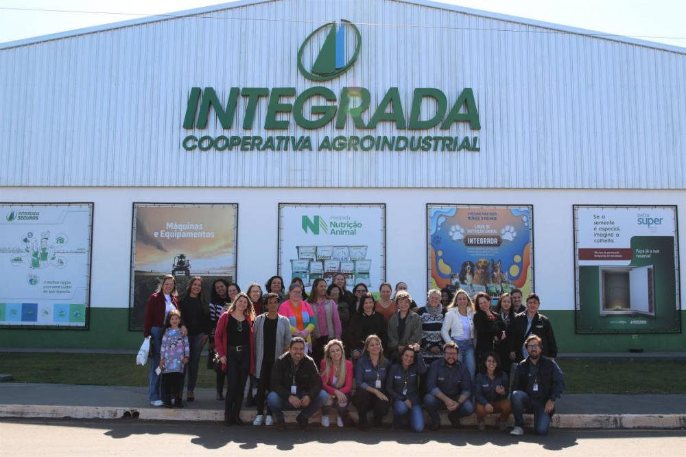 Pensando no bem-estar dos bichanos, a Integrada Cooperativa Agroindustrial lançou a Brusky Premium Cat, voltada para os animais adultos, ampliando a linha Brusky Premium, reconhecida no mercado pela qualidade dos alimentos para cães adultos e filhotes. 