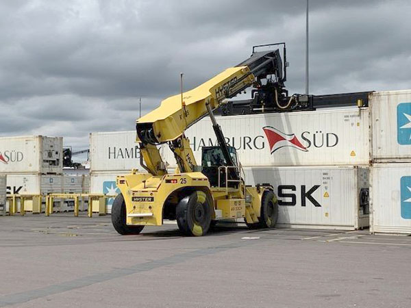 A retomada das exportações aconteceu no mês de maio pela JBS e a carga foi transportada sob o alto padrão de qualidade da Hamburg Süd, respeitando o acordo de prazo e integridade do produto.
