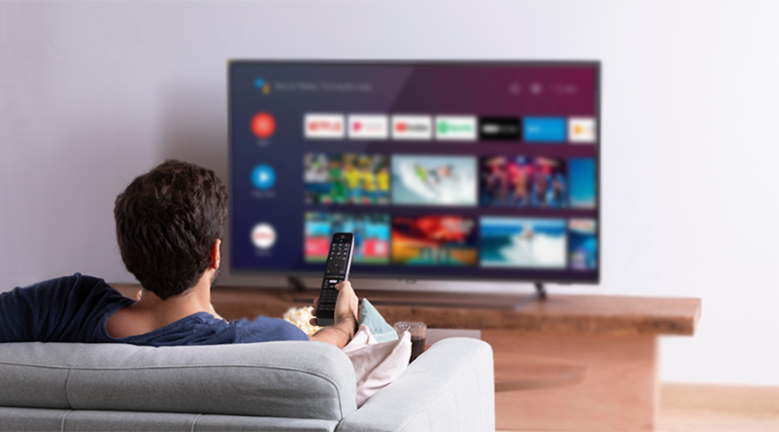 TV passou microcomputador na segunda posição dos dispositivos mais usados para acesso à internet - Foto: Helena Pontes sobre mockup Freepik