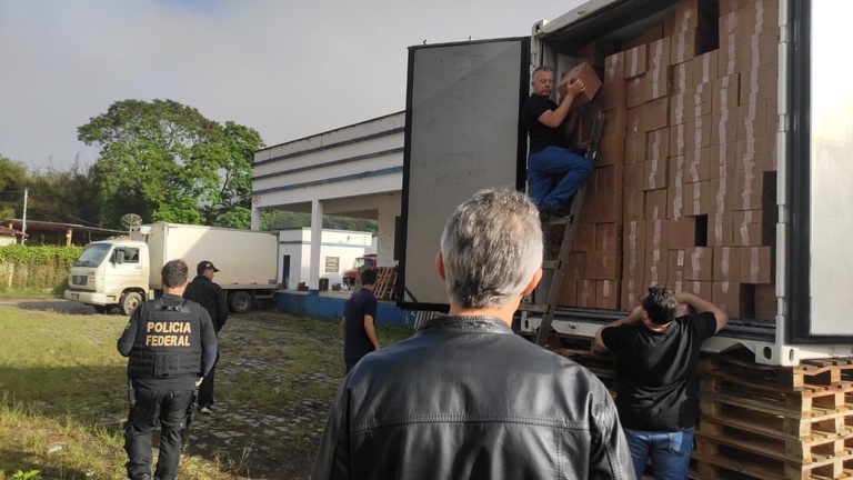 As investigações foram iniciadas a partir de denúncias recorrentes no Sistema de Ouvidorias do Governo Federal. Proprietários e funcionários do estabelecimento impediram as diversas tentativas de fiscalização do Mapa no local. Foto Mapa