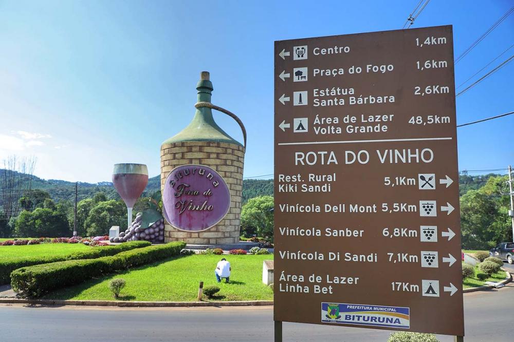 O vinho paranaense, de uma forma geral, tem conseguido destaque nacional e internacional em vários eventos de premiação, o que já faz dele um dos mais respeitados por enólogos e pelos consumidores.