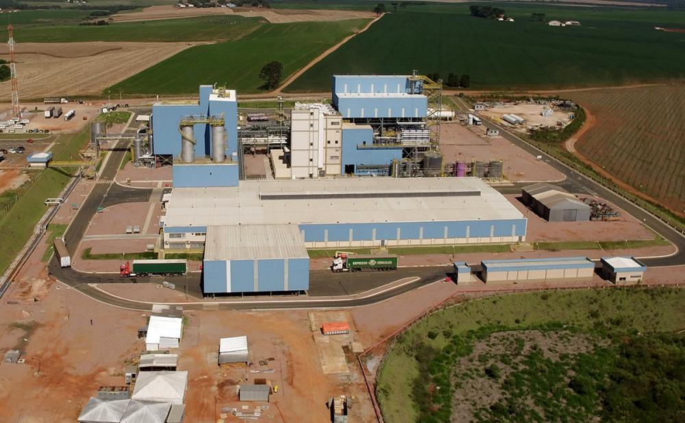 O Biolys® é um sulfato de lisina mais concentrado e fabricado no Brasil, na cidade de Castro (PR).