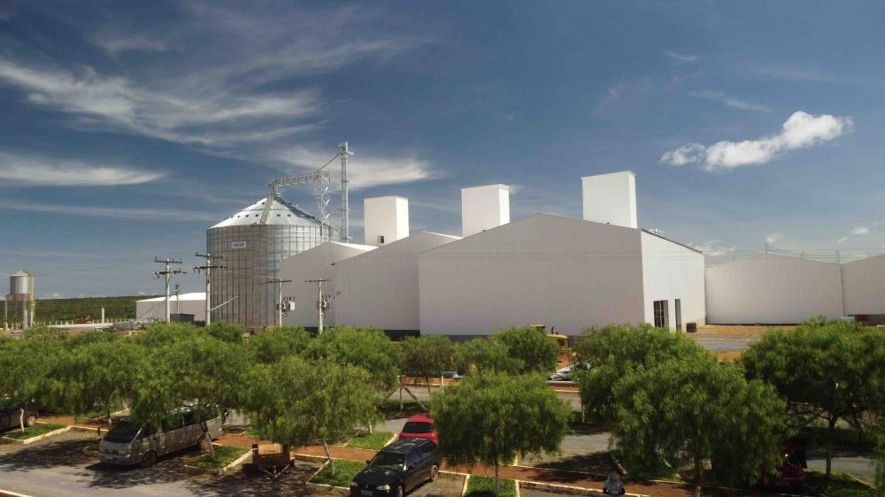Ampliação de mercado e capacidade produtiva aceleram o crescimento da empresa, que registrou alta de 50,3% na receita do 3T22 em relação ao mesmo período de 2021. Pedidos em carteira no 3T22 batem recorde para um 3T, com R$ 464 mi, valor 125% maior do que