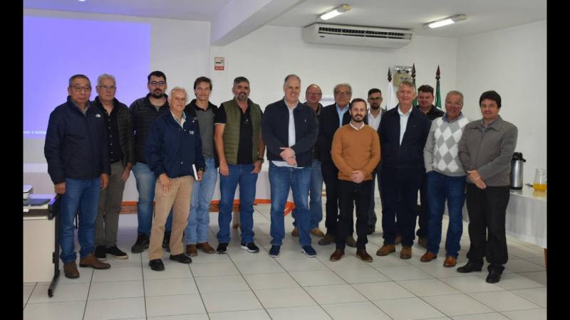 Sindicato Rural de Castro promoveu fórum sobre Sustentabilidade: Ciência X Ativismo ecológico